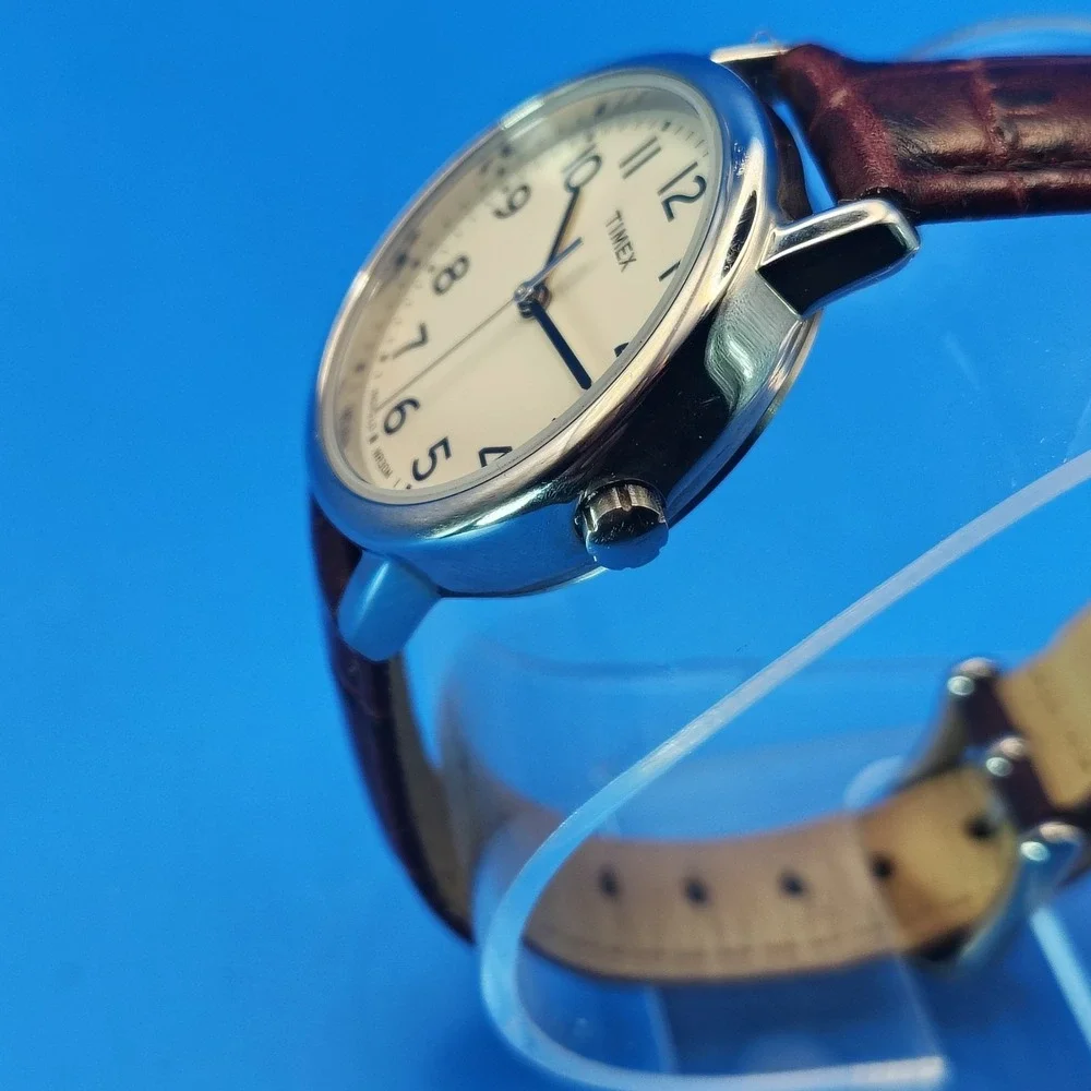 Vintage 2009 Timex Easy Reader 25mm Women's Quartz Watch‎ Genuine Leather Strap